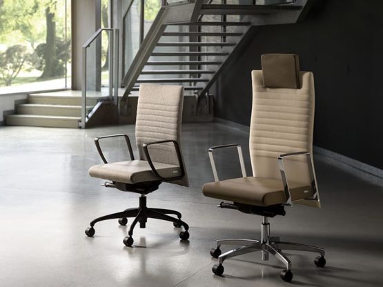 Dama_imbottita_Moving_chair_14 Dama_imbottita_Moving_chair_14