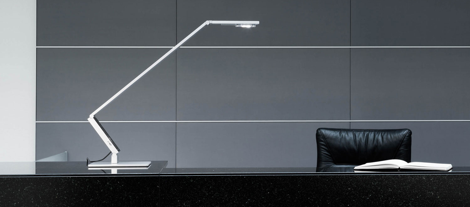 LUCTRA LINEAR TABLE PRO